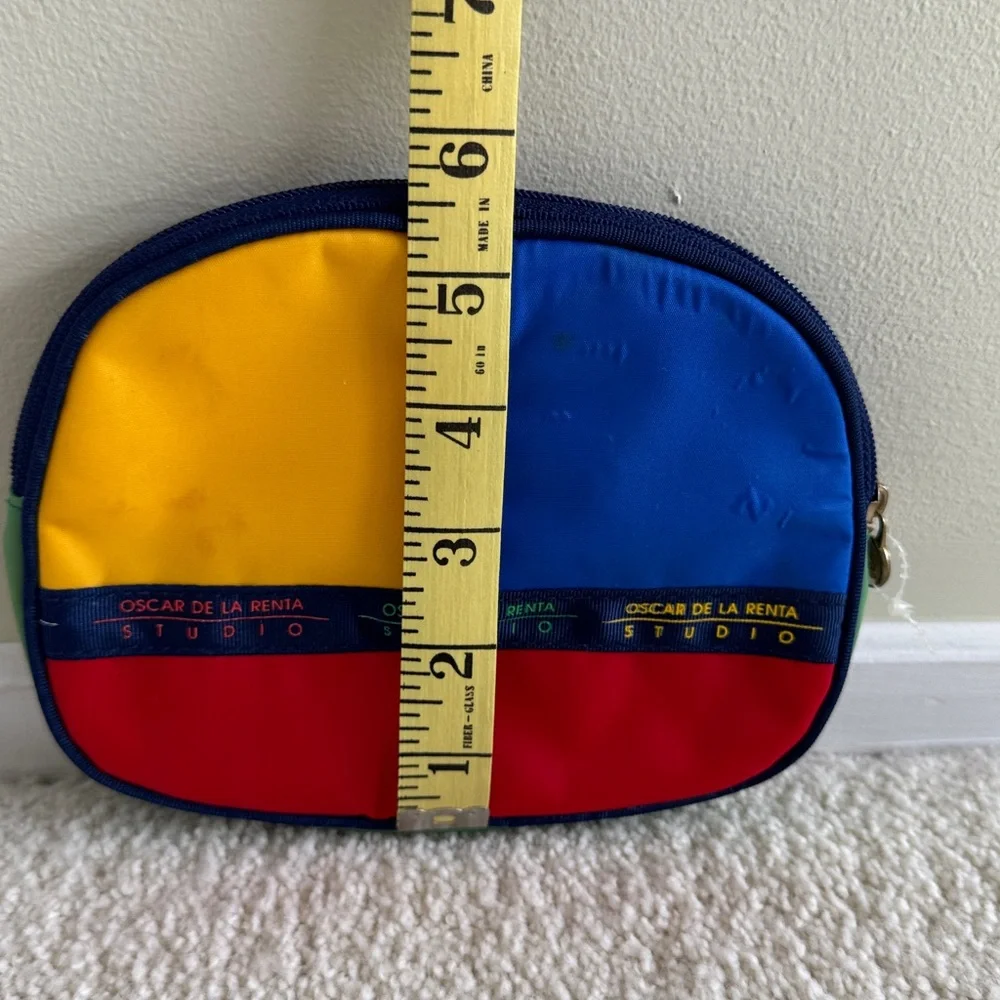 Oscar de la Renta Color block zippered Cosmetic Case